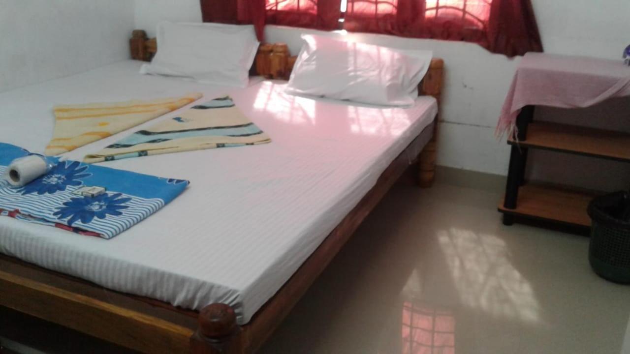 Golden Beach Home Stay Alappuzha Exterior photo